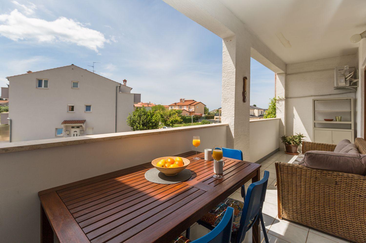 Modernes Mit Meerblick, Stylischem Interieur, Privatem Balkon, Grill, Klima, Wifi Apartment Poreč